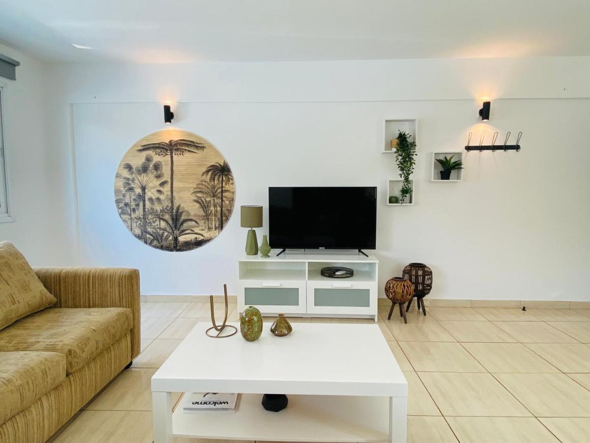 Serena'S 2-Br Apartment In Larnaca Lárnaca Exterior foto