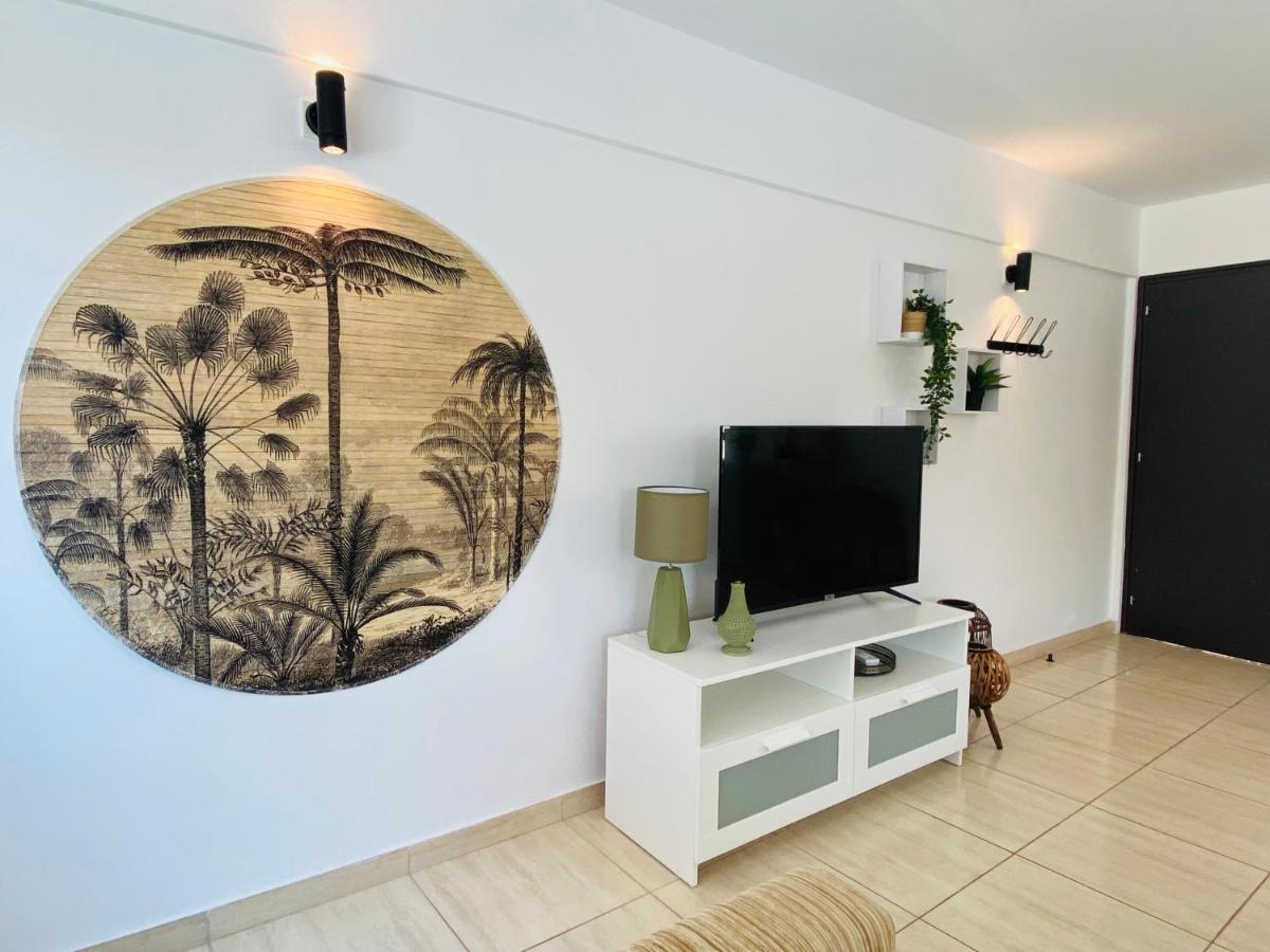 Serena'S 2-Br Apartment In Larnaca Lárnaca Exterior foto